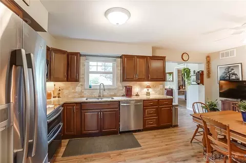 5419 Troy Rd, Springfield, OH 45502 photo 9