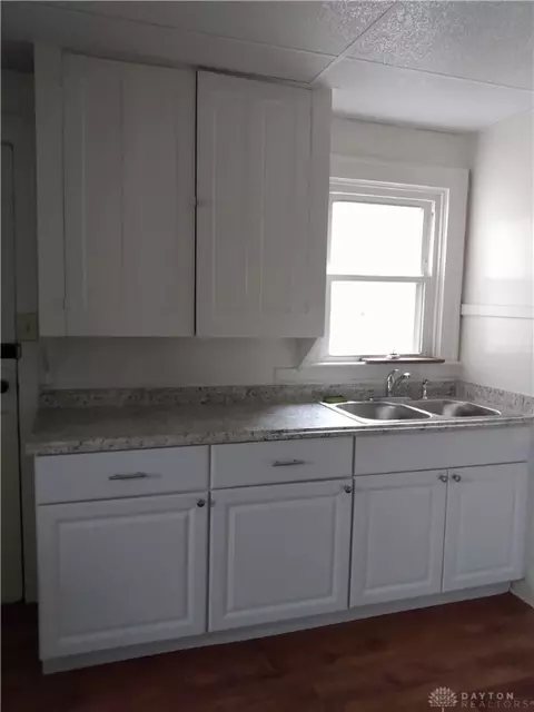 222 E Mccreight Ave, Springfield, OH 45503 photo 4