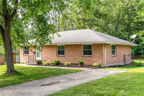 5113 Robb Ct, Dayton, OH 45417 photo 3