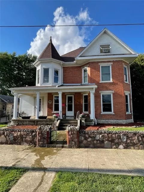 27 W Washington St, Jamestown, OH 45335