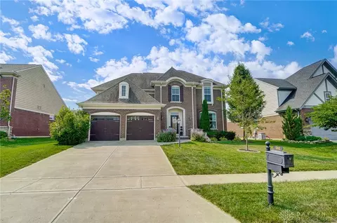 282 Woodstream Dr, Springboro, OH 45066