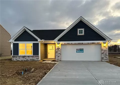 1234 Timber Glen Dr, Wilmington, OH 45177