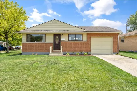 526 N Heincke Rd, Miamisburg, OH 45342
