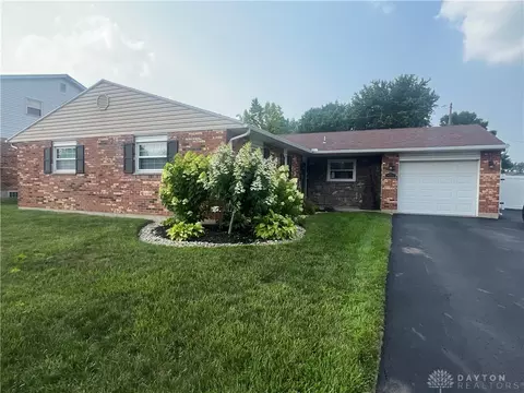 5731 Marblehead Dr, Riverside, OH 45431