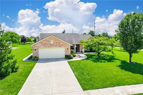 1764 Hambletonian Ct, Miamisburg, OH 45342