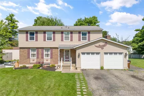 4174 Golden Eagle Ct, Beavercreek, OH 45430
