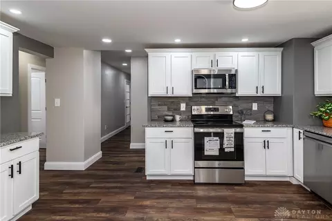 304 Rockhill Ave, Kettering, OH 45429 photo 8