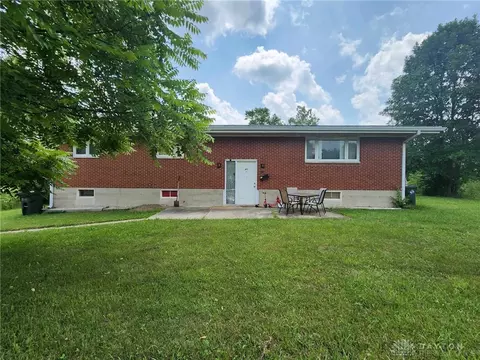 45 Carma Dr, Trotwood, OH 45426