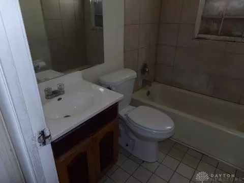 1064 Garnoa Dr, Cincinnati, OH 45231 photo 14