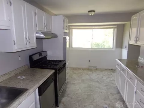 10309 Roberta Dr, Cincinnati, OH 45215 photo 9