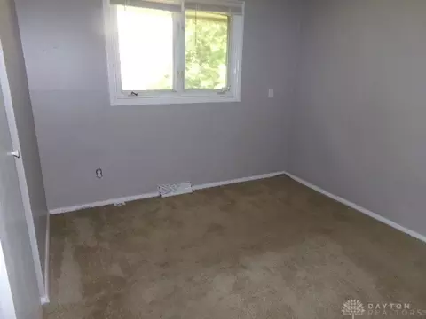 10309 Roberta Dr, Cincinnati, OH 45215 photo 7