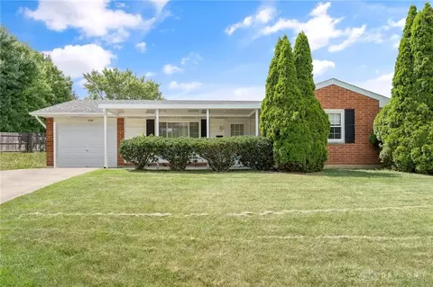 1724 Wigwam Trl, Xenia, OH 45385