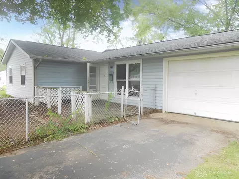 289 Lancer St, New Carlisle, OH 45344