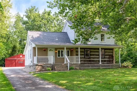 13741 Little Richmond Rd, Brookville, OH 45309