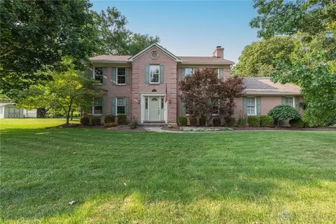 8763 Cottonwood Pl, Springboro, OH 45066