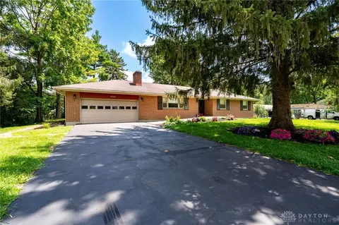 6044 Waterloo Rd, Dayton, OH 45459