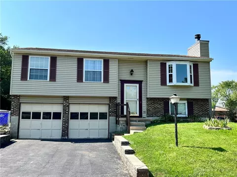 5924 Pine Glen Ln, Dayton, OH 45424