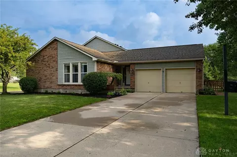 365 Shawnee Trl, Dayton, OH 45458