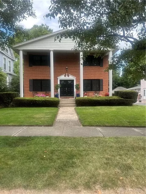 262 N King St, Xenia, OH 45385