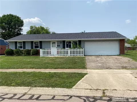7719 Bassett Dr, Dayton, OH 45424