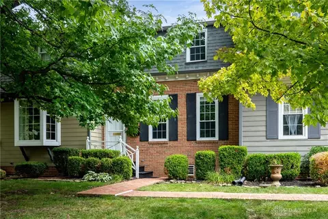 172 Lyons Dr, Dayton, OH 45459 photo 3