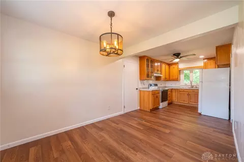 4123 Grange Hall Rd, Springfield, OH 45504 photo 8