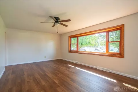 4123 Grange Hall Rd, Springfield, OH 45504 photo 6