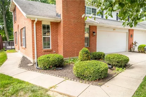 6301 Adams Cir, Dayton, OH 45459