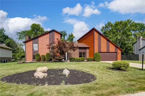 7219 Pineland Trl, Dayton, OH 45415