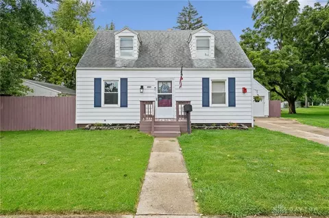 2125 Craig Dr, Dayton, OH 45420