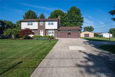 5207 Mosiman Rd, Middletown, OH 45042