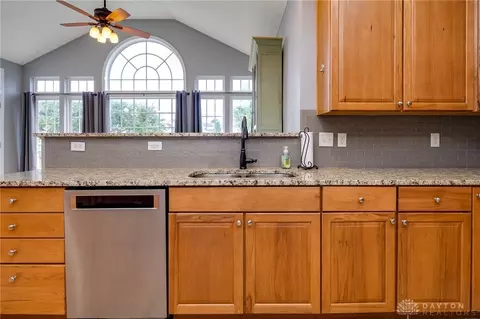 435 Stanton Dr, Springboro, OH 45066 photo 8