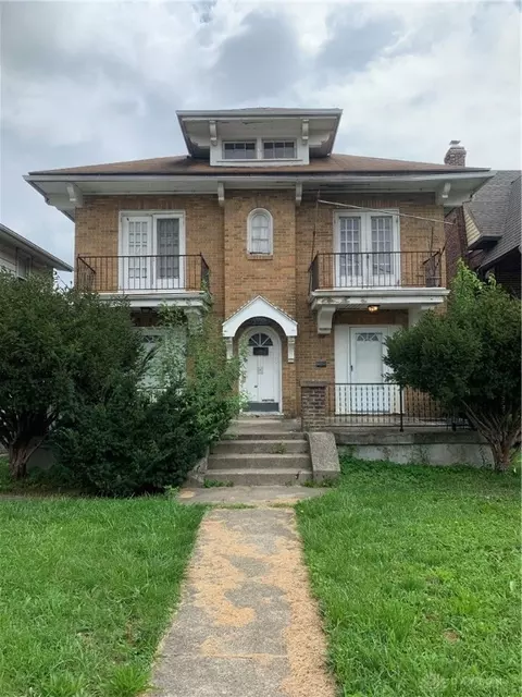 2716 N Main St, Dayton, OH 45405