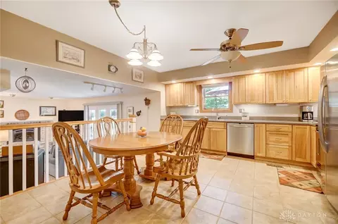 2578 Brookdale Dr, Springfield, OH 45502 photo 18