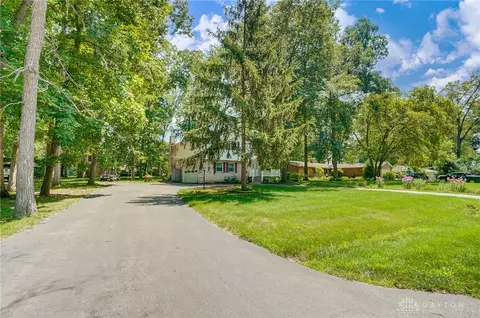 2578 Brookdale Dr, Springfield, OH 45502 photo 2