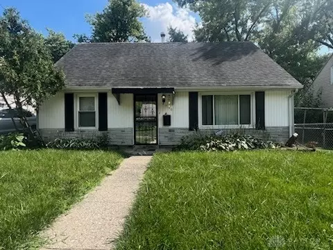 4050 Larkspur Dr, Dayton, OH 45406