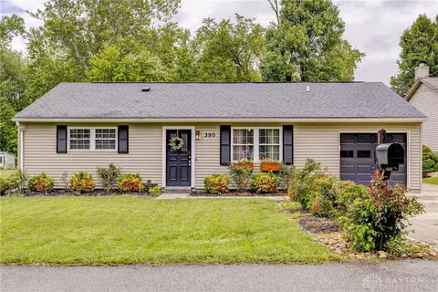 390 Broadway St, Maineville, OH 45039