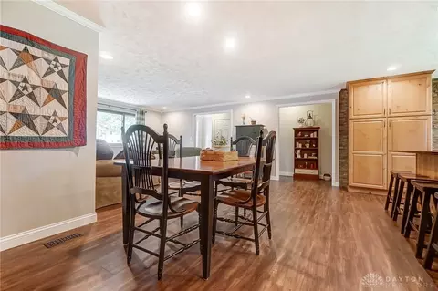 939 Thorndale Dr, Dayton, OH 45429 photo 19