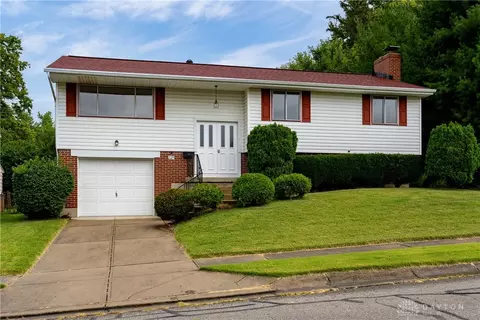 229 Blair Dr, Fairborn, OH 45324