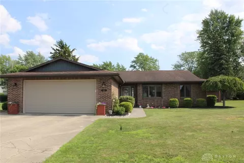 712 Fleck Ave, Celina, OH 45822 photo 2