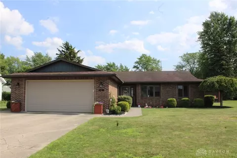 712 Fleck Ave, Celina, OH 45822
