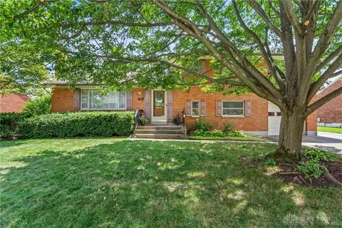 796 Lovetta Ave, Dayton, OH 45429