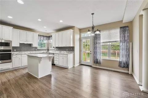 8970 Fox Hollow Ct, Centerville, OH 45458 photo 9