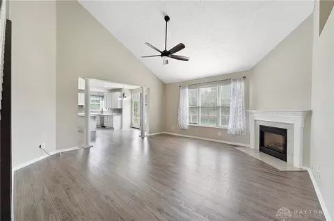 8970 Fox Hollow Ct, Centerville, OH 45458 photo 5