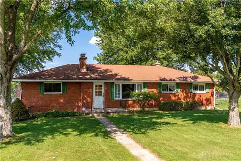 9410 S State Route 202, Tipp City, OH 45371