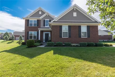 5368 Renaissance Park Dr, Franklin, OH 45005