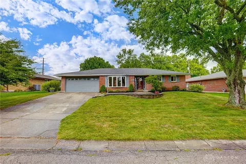 2613 Hazelbrook Dr, Dayton, OH 45414