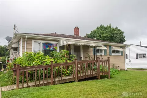 65 Van Buren Dr, Hamilton, OH 45011