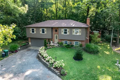 4770 Pennyroyal Rd, Franklin, OH 45005