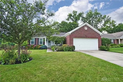 3653 Wedgewood Ct, Amelia, OH 45102